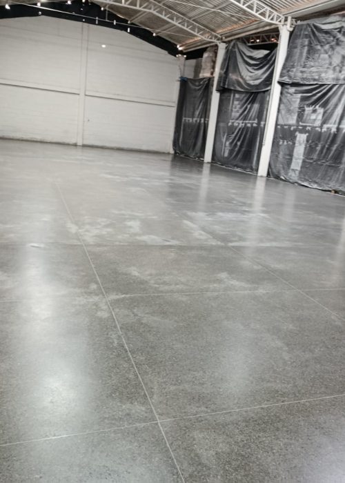 Piso-polido-de-concreto-em-Brasília
